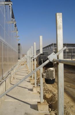 de het ononderbroken rek van de ventilatieserre en pignon van het pignonstaal met het lager van de koperlegering
